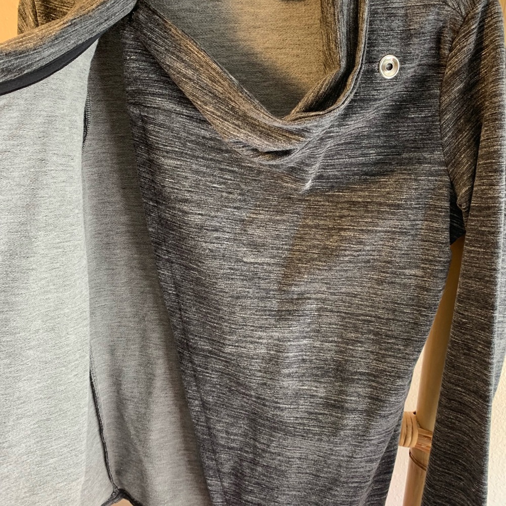 Medium Grey Sweater - Never Worn - image 3